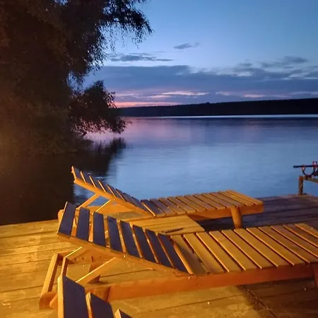 Bora Kuce Na Reci