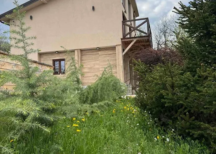 Bora Kuce Na Reci 度假居 *